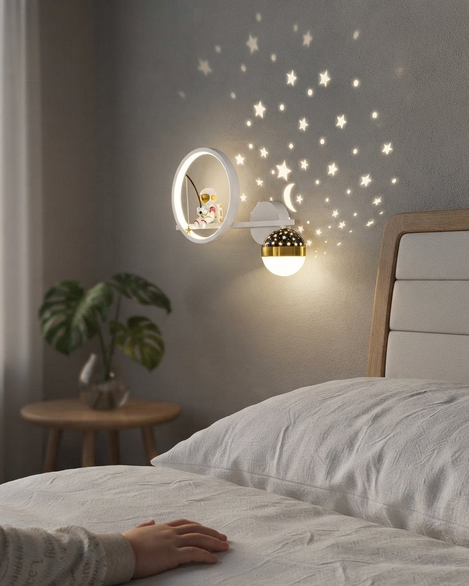 Children's Star Projector Wall Light with Astronaut