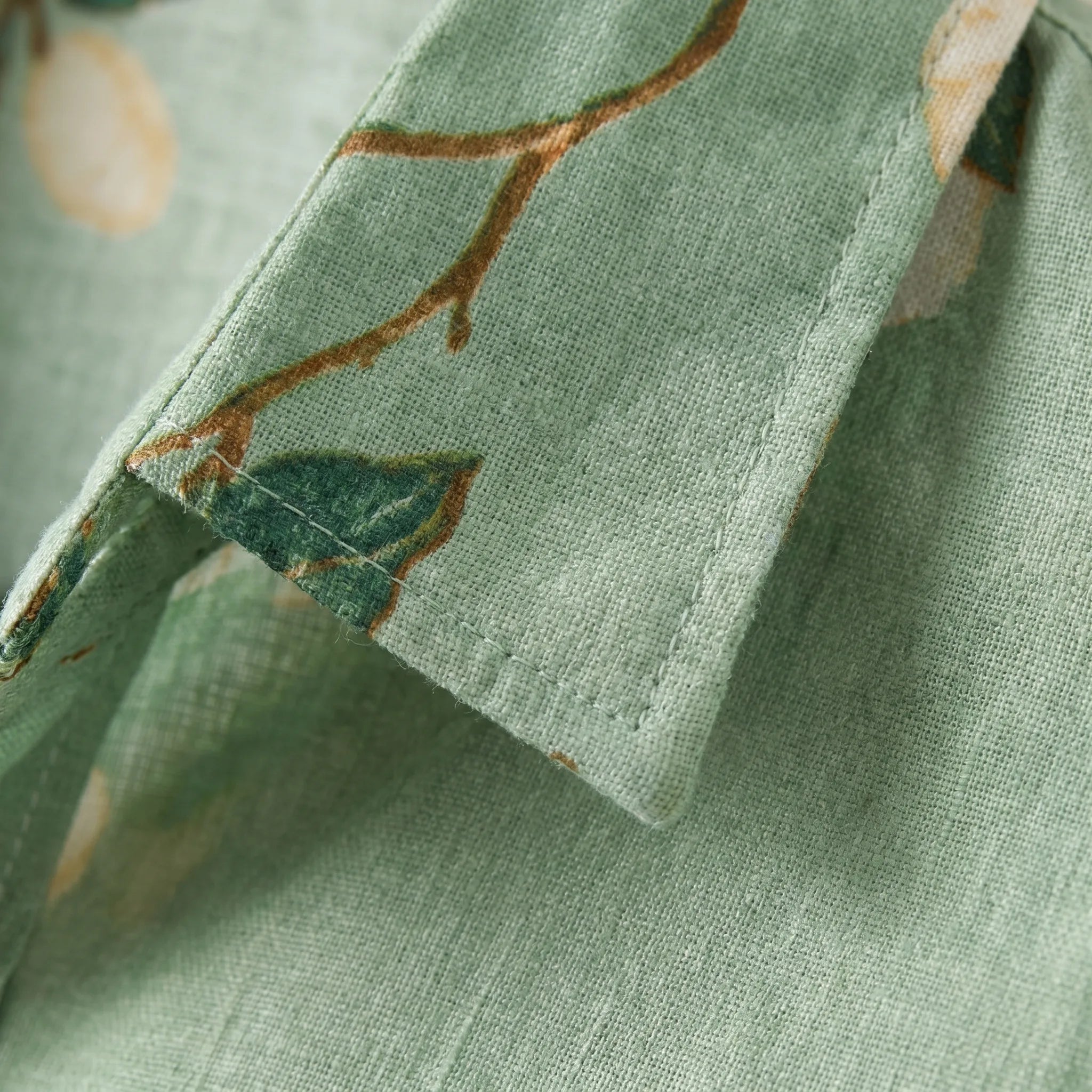 Botanari™ -  Mens Short Sleeve Floral Shirt -  Casual Weekend Wear