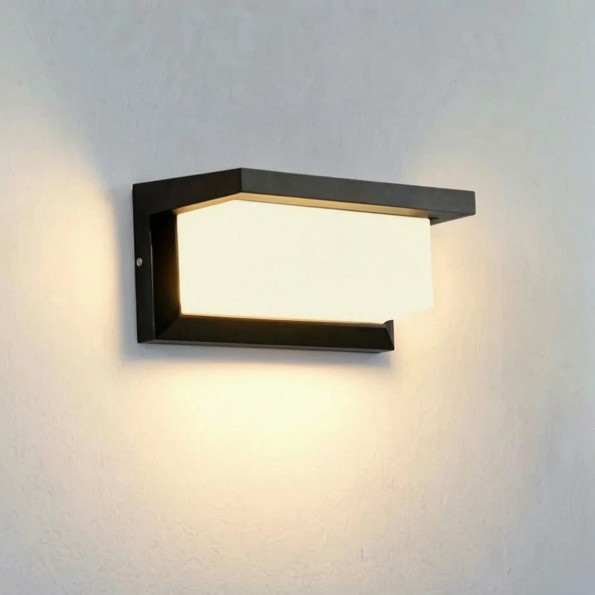 Luxent™ -  Modern Outdoor Wall Light -  Navigating Outdoor Paths