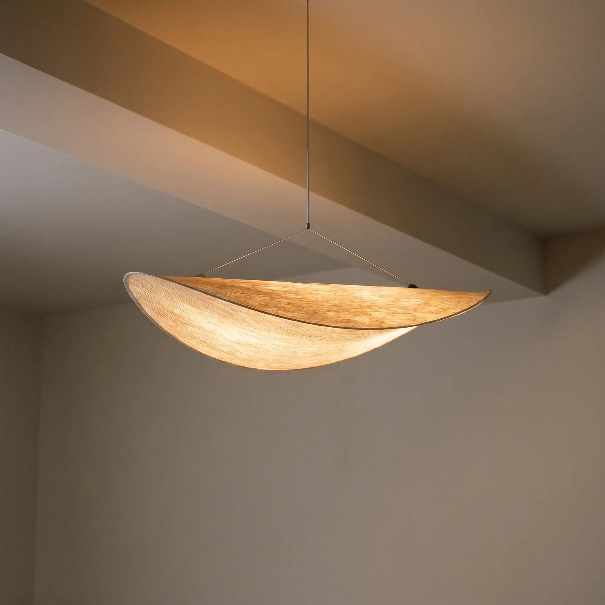 Navira™ -  Minimalist Suspended Pendant Light -  Overhead Dining Illumination