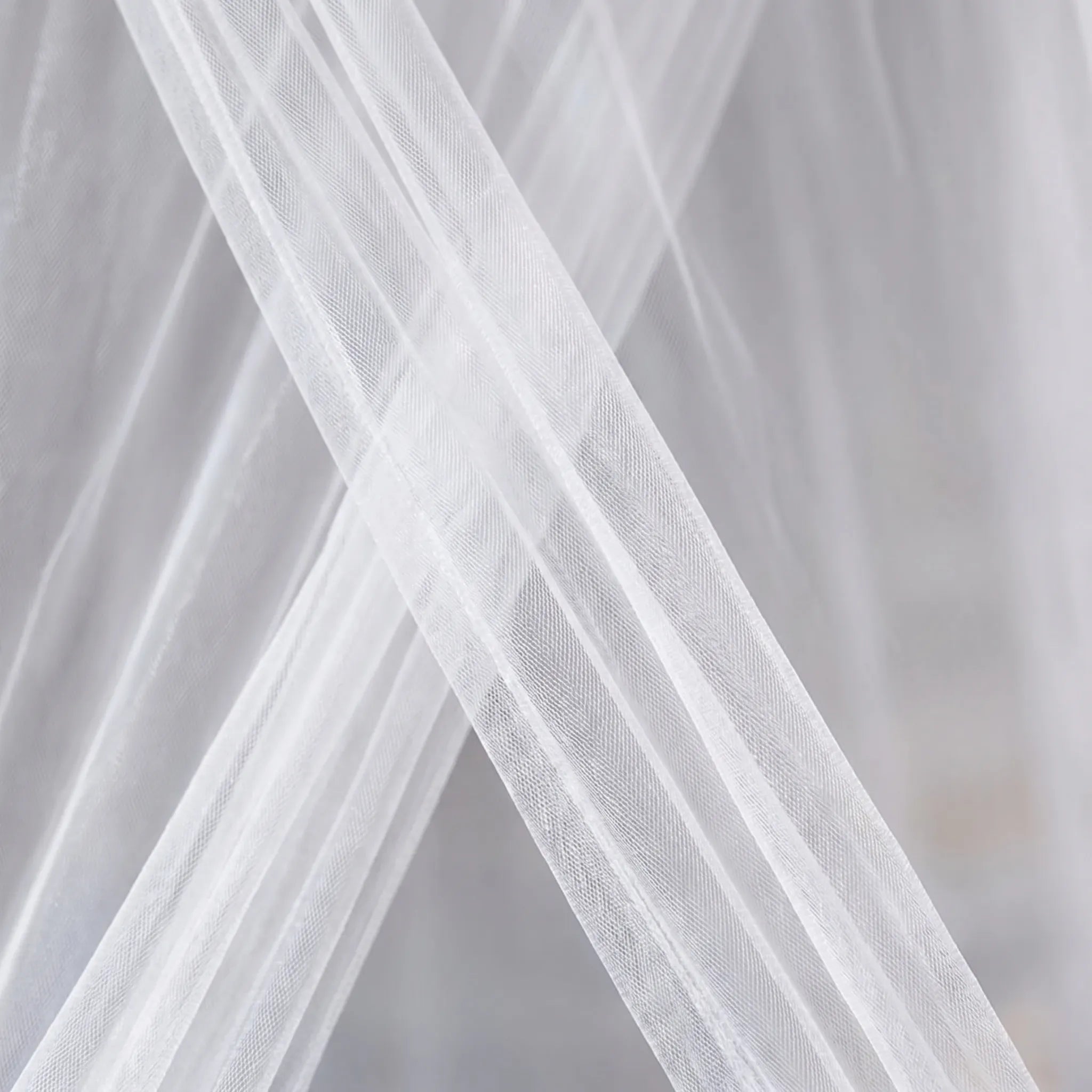 SlumberVeil™ -  Foldable Bed Canopy -  Enclosing Sleeping Areas