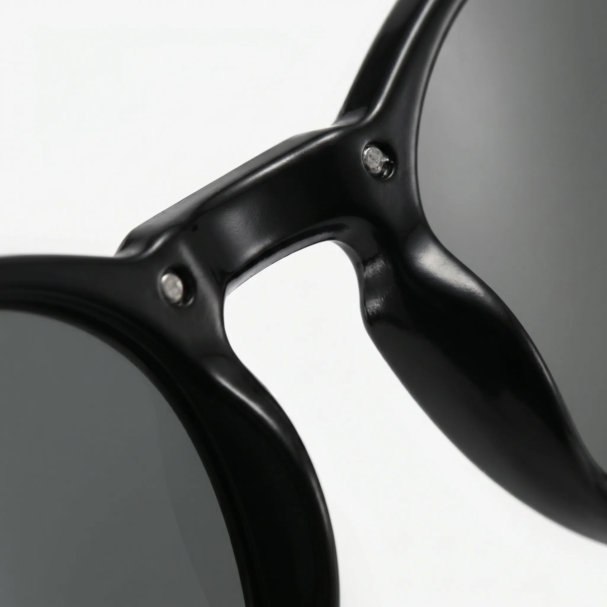 Solviva™ -  Round Vintage Style Sunglasses -  Daily Sun Filtering