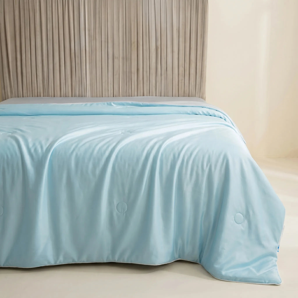 Somnair™ -  Lightweight Summer Quilt -  Summer Night Sleeping