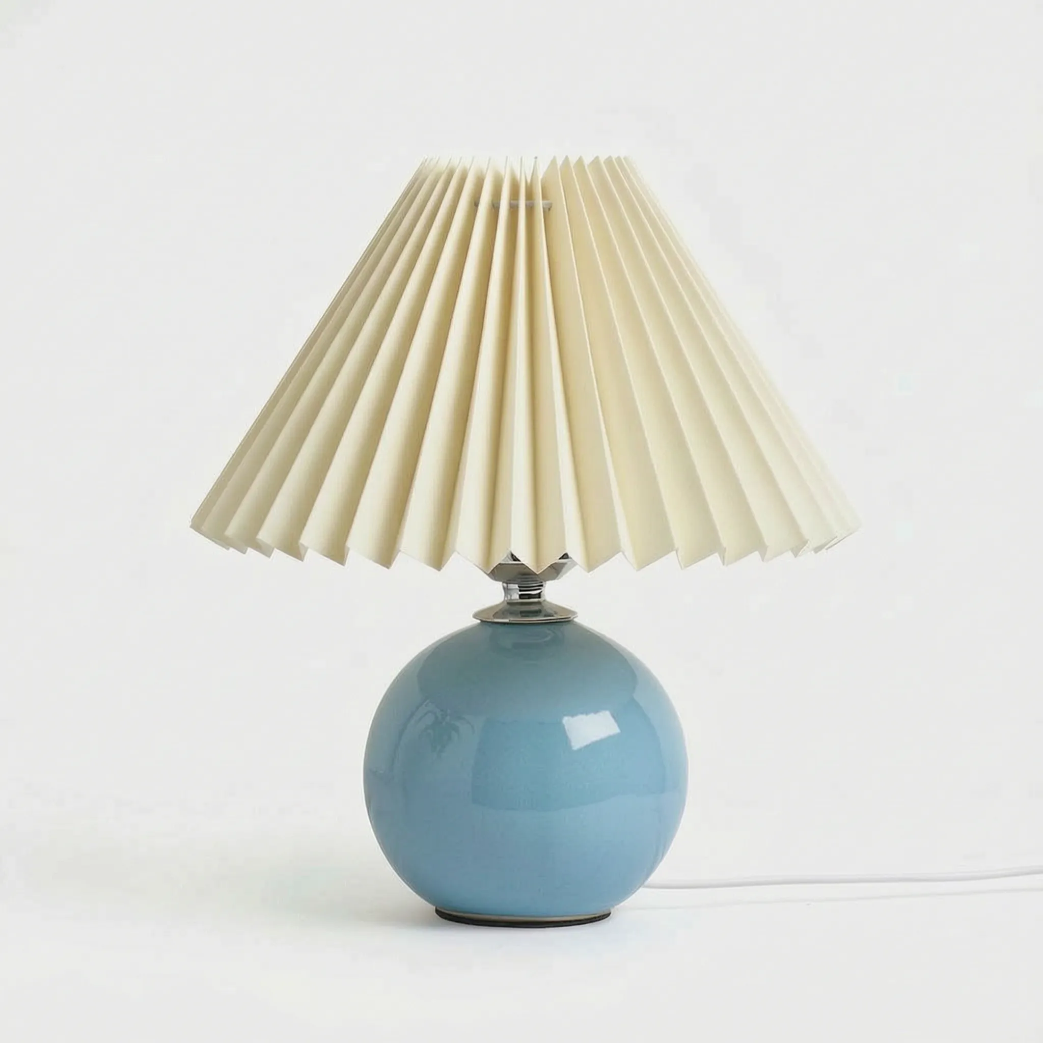 Spheris™ -  Vintage Style Spherical Table Lamp -  Evening Reading Illumination