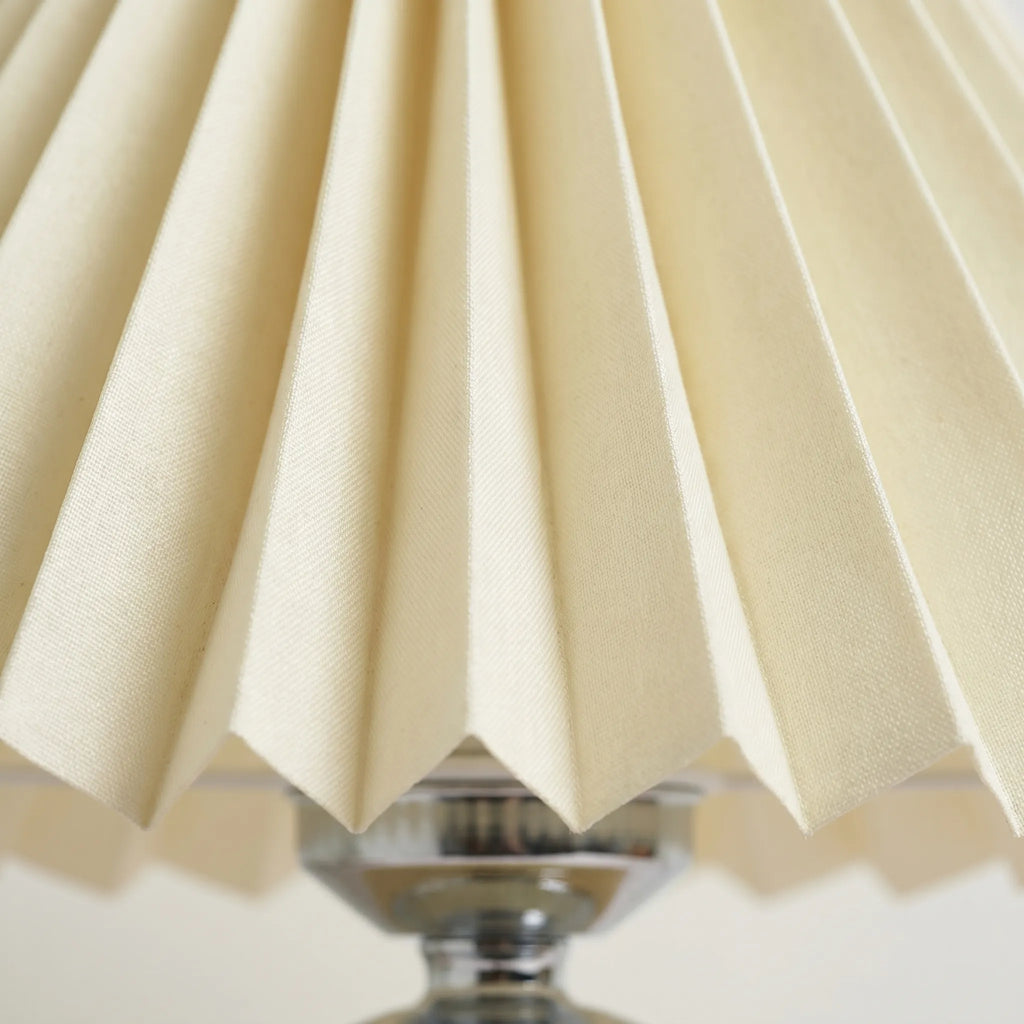 Spheris™ -  Vintage Style Spherical Table Lamp -  Evening Reading Illumination