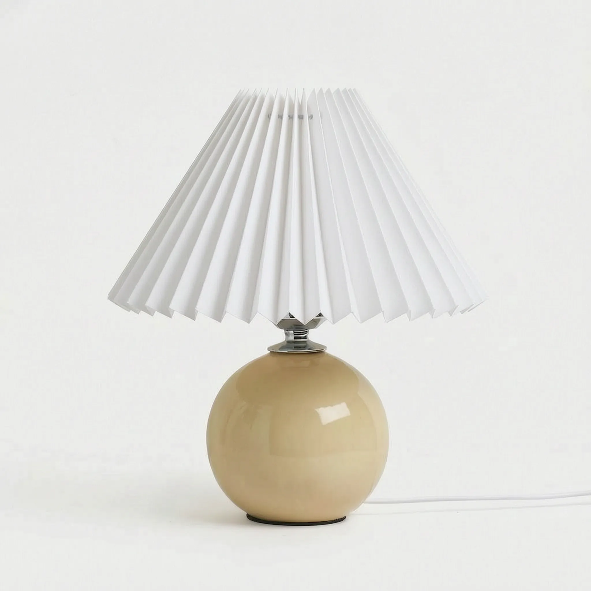 Spheris™ -  Vintage Style Spherical Table Lamp -  Evening Reading Illumination