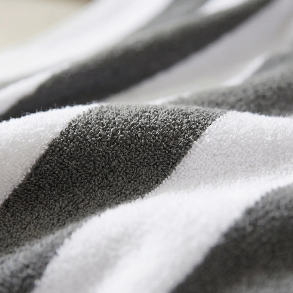 Stranze™ -  Classic Striped Beach Towel -  Drying Off After Swimming