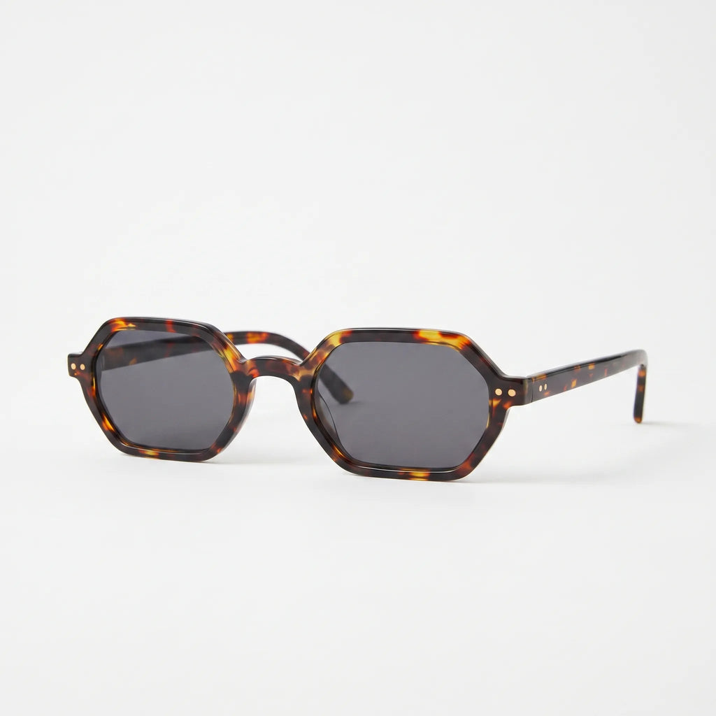 Vantys™ -  Angular Tortoise Shell Sunglasses -  Daily City Commutes
