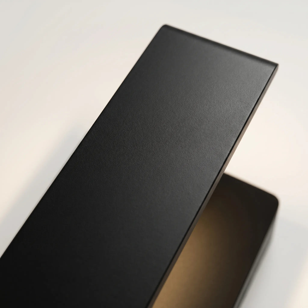 Vektra™ -  Modern Outdoor Wall Lamp -  Illuminating Exterior Walls
