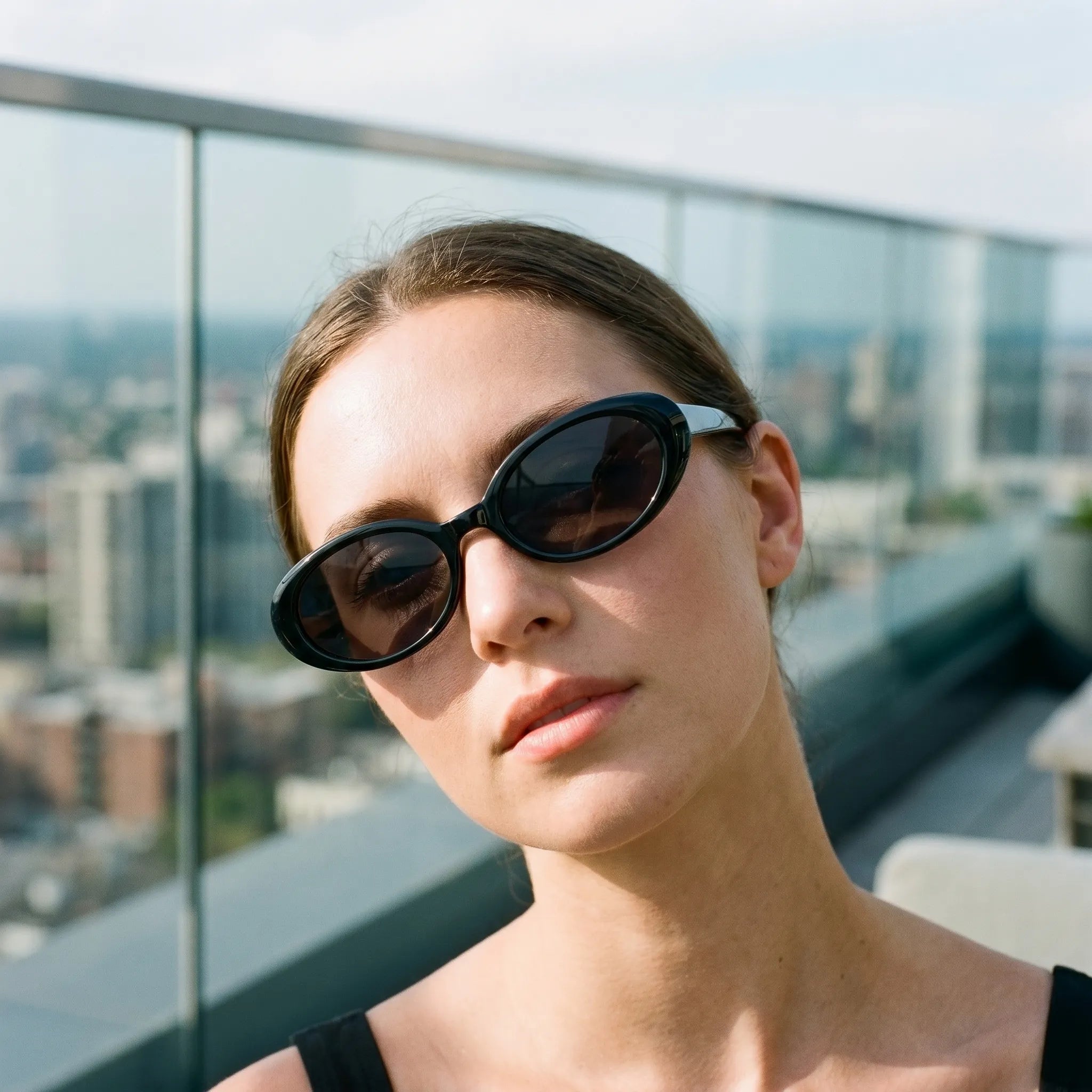 Veloxia™ -  Oval Polarised Sunglasses -  Everyday Sun Protection