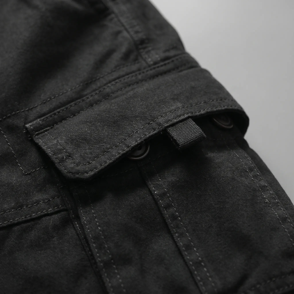 Veltis™ -  Men's Cargo Shorts -  Carrying Daily Essentials