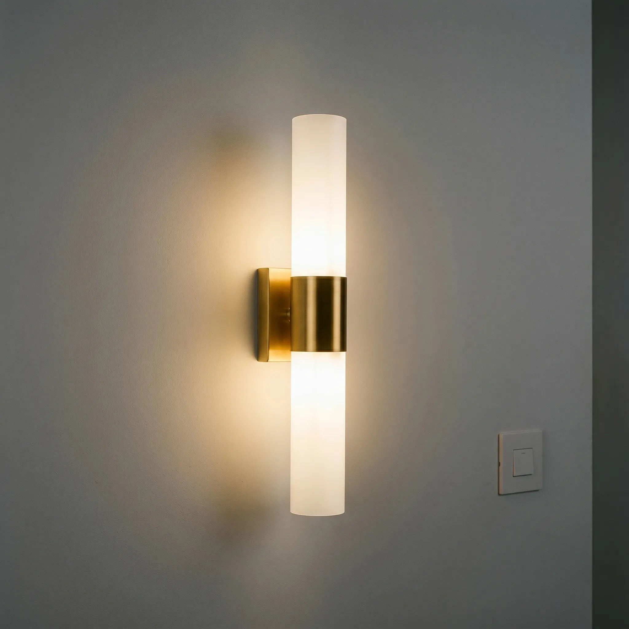 Veltro™ -  Modern Double-Headed Wall Light -  Accenting Living Rooms