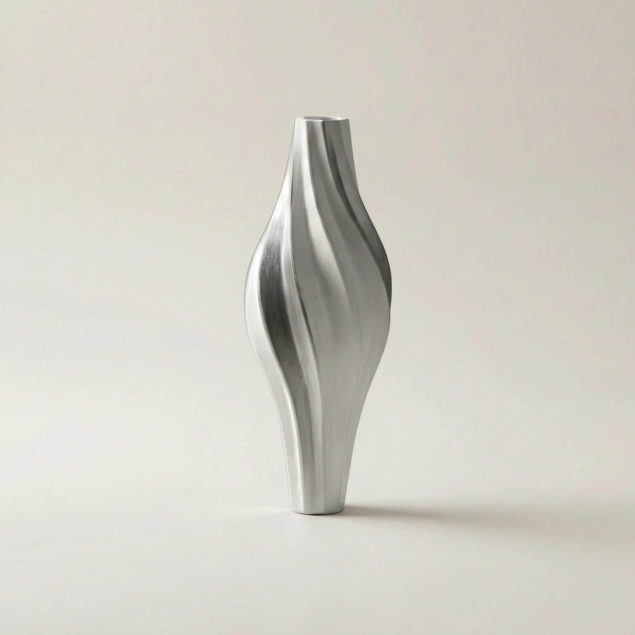 Vortice™ -  Modern Twisted Decorative Vase -  Displaying Fresh Flowers
