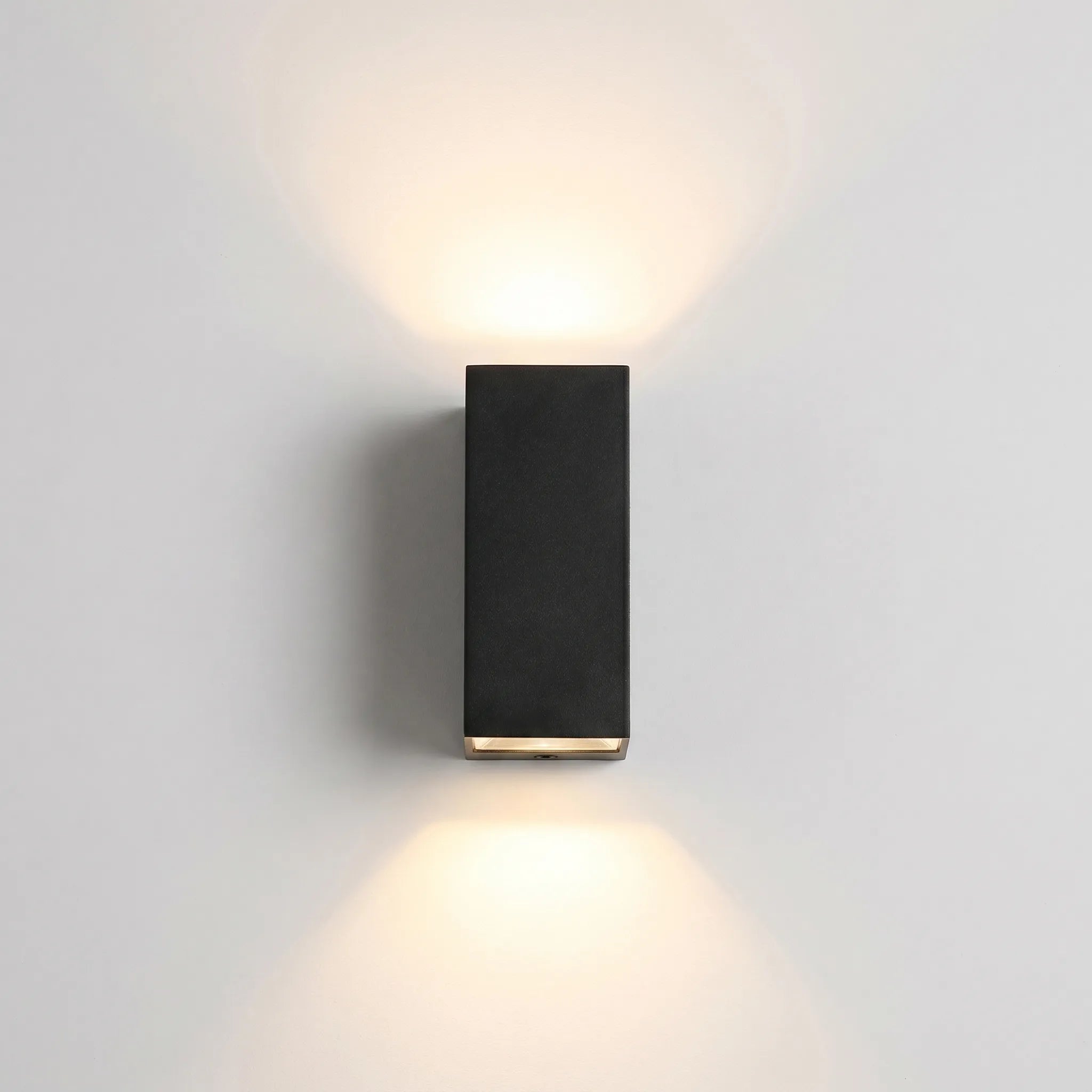 Wallion™ -  Slim Rectangular Wall Lamp -  Highlighting Architectural Features