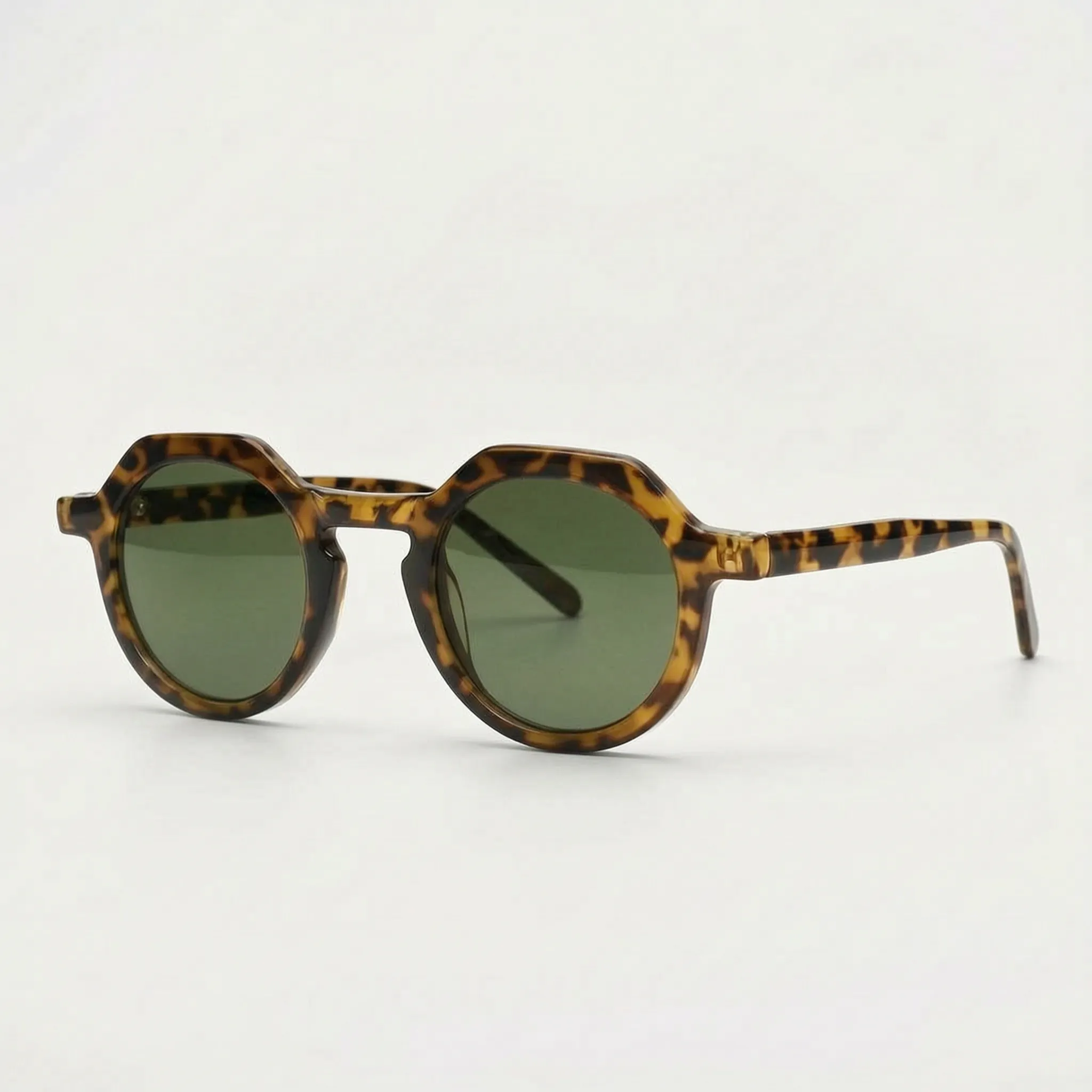 Zephyx™ -  Geometric Semi-Round Sunglasses -  Sunny City Walks