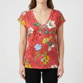 Zinnica™ -  Floral Print V-Neck T-Shirt -  Casual Weekend Wear