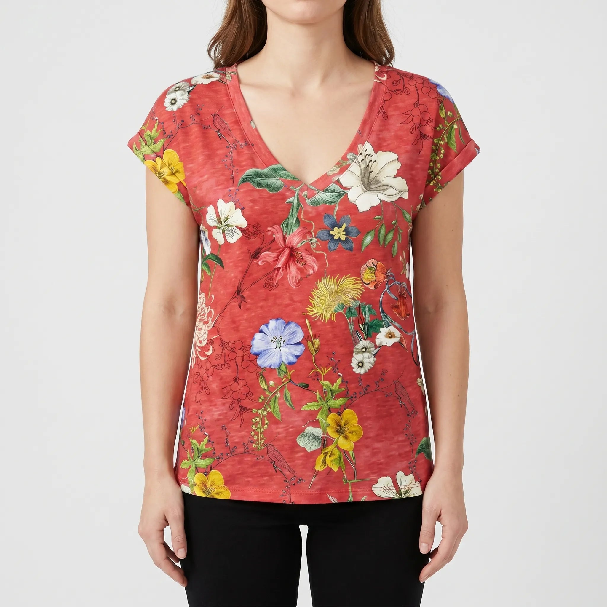 Zinnica™ -  Floral Print V-Neck T-Shirt -  Casual Weekend Wear